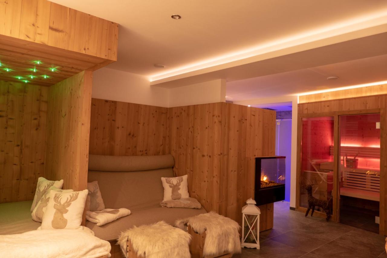 Residence Villa Artic カンピテッロ・ディ・ファッサ エクステリア 写真